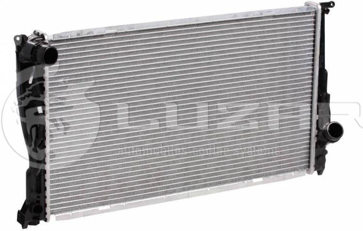 Радиатор охлаждения BMW 3 E90 E91 06- D LRc 26103