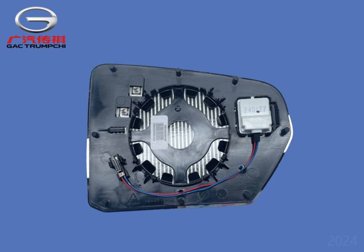 Зеркальный элемент левого зеркала GAC M8