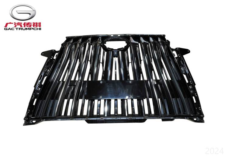 Центральная верхняя решетка в сборе_холодное черное покрытие GAC M8