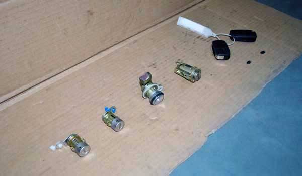 ЗАМОК ЗАЖИГАНИЯ В СБОРЕ