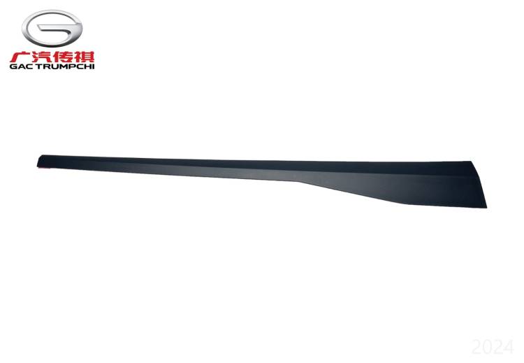 Нижняя наружная декоративная накладка правой передней двери (Matte Moon Shadow Gray) GAC GS3