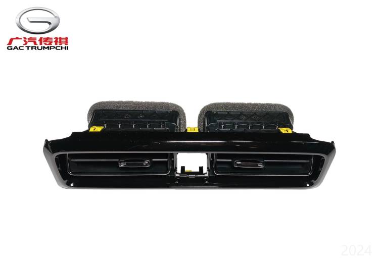 Центральные вентиляционные решетки приборной панели GAC GS8II