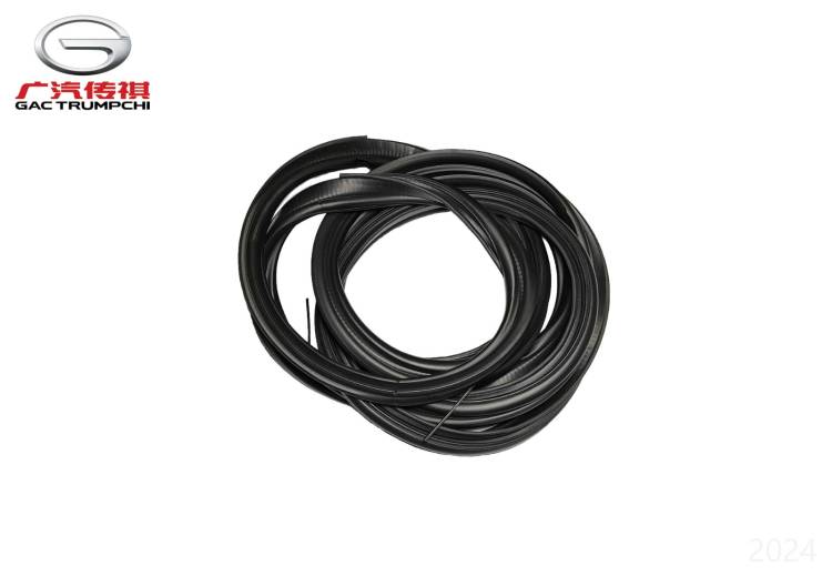 Уплотнитель проема двери багажного отделения GAC GS8II