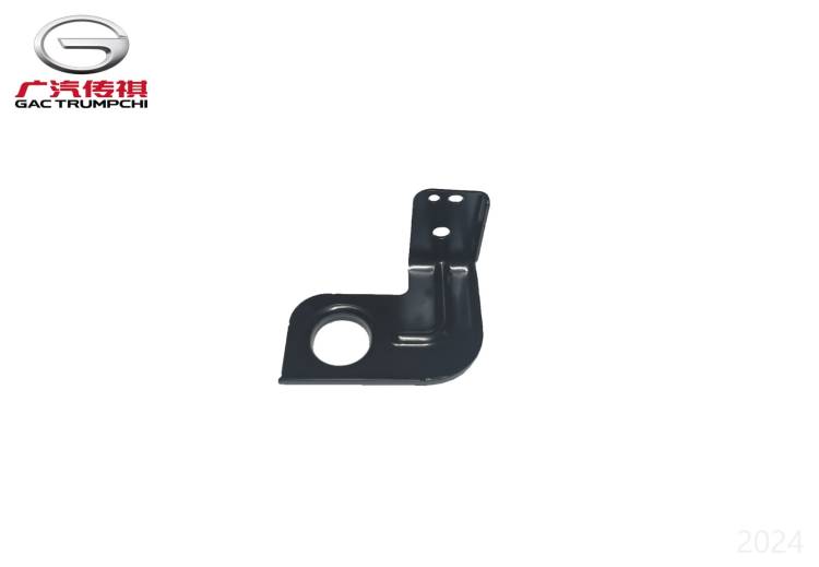Правый монтажный кронштейн интеркулера GAC GS8II