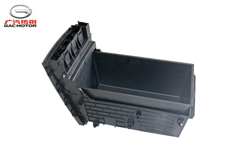 Заднее отделение для хранения мелких предметов — Элегантный черный. GAC M8