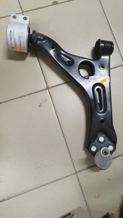 Правый нижний рычаг передней подвески GAC GS5 Замена на  3610072ARX0101