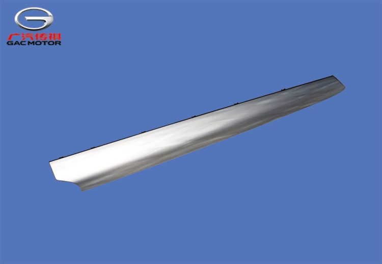 Боковая декоративная панель со стороны переднего пассажира GAC GS8II