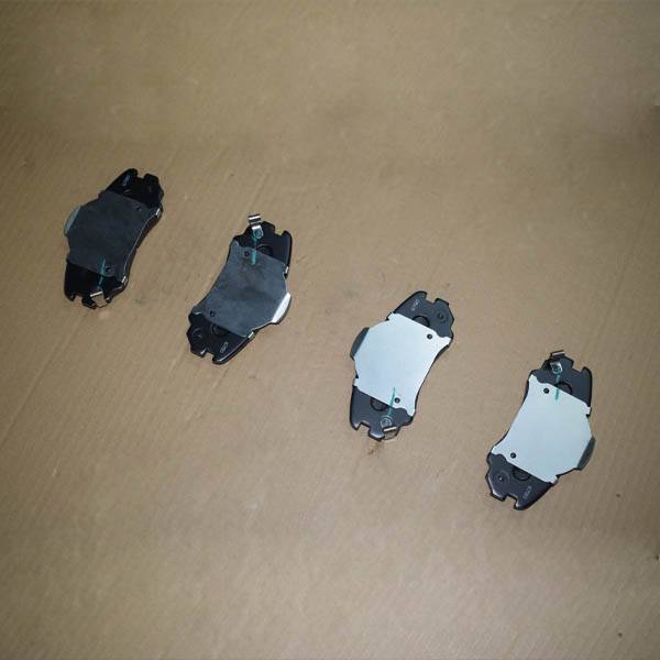 Колодки тормозные передние CHERY TIGGO 7 Pro T1E CHERY JAECOO