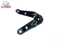 Левый кронштейн крепления переднего подрамника GAC M8